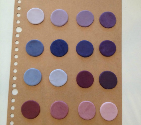 Como colorear fondant violetas